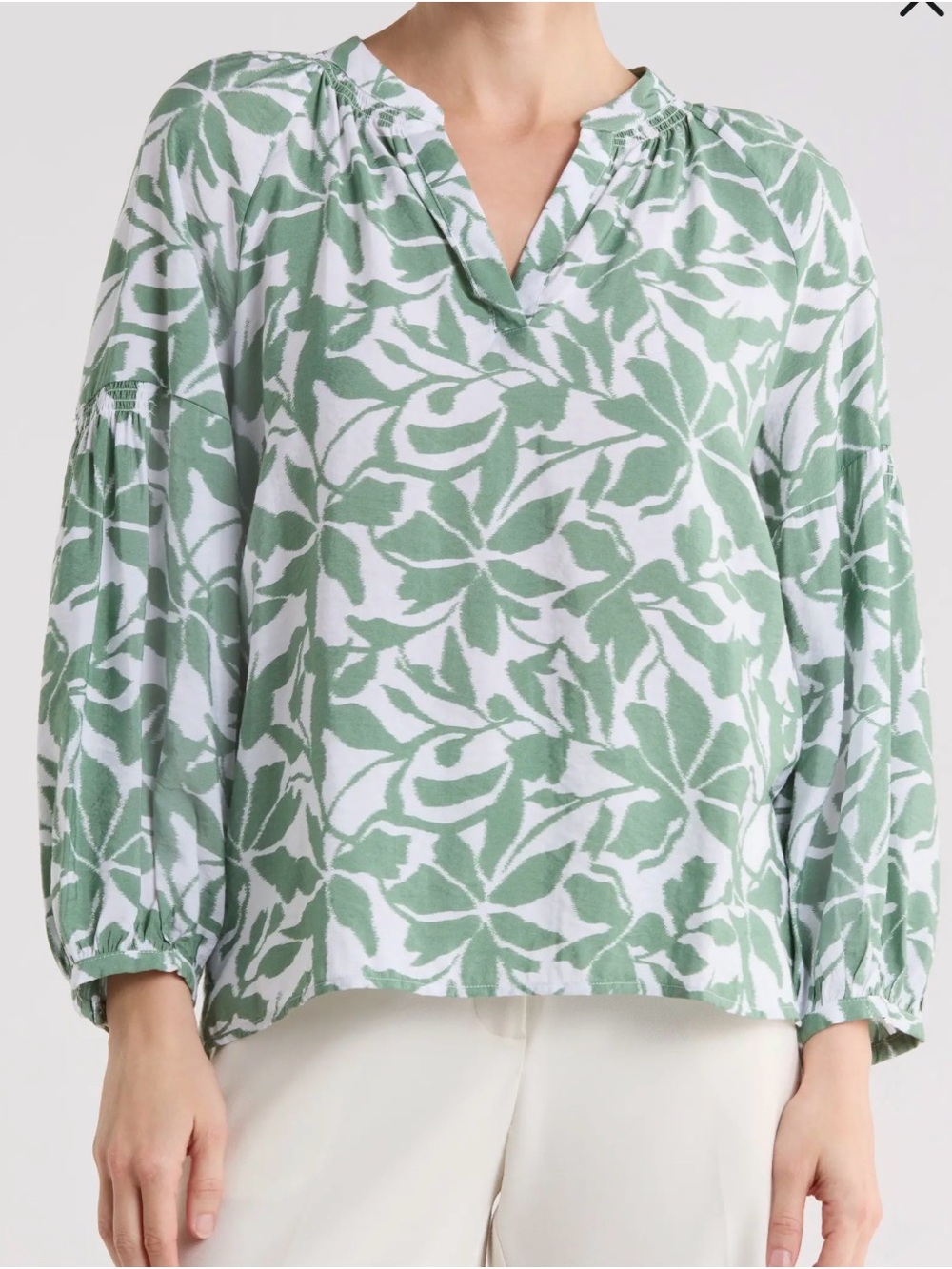 Caslon Printed Popover Top in Sage Leaf